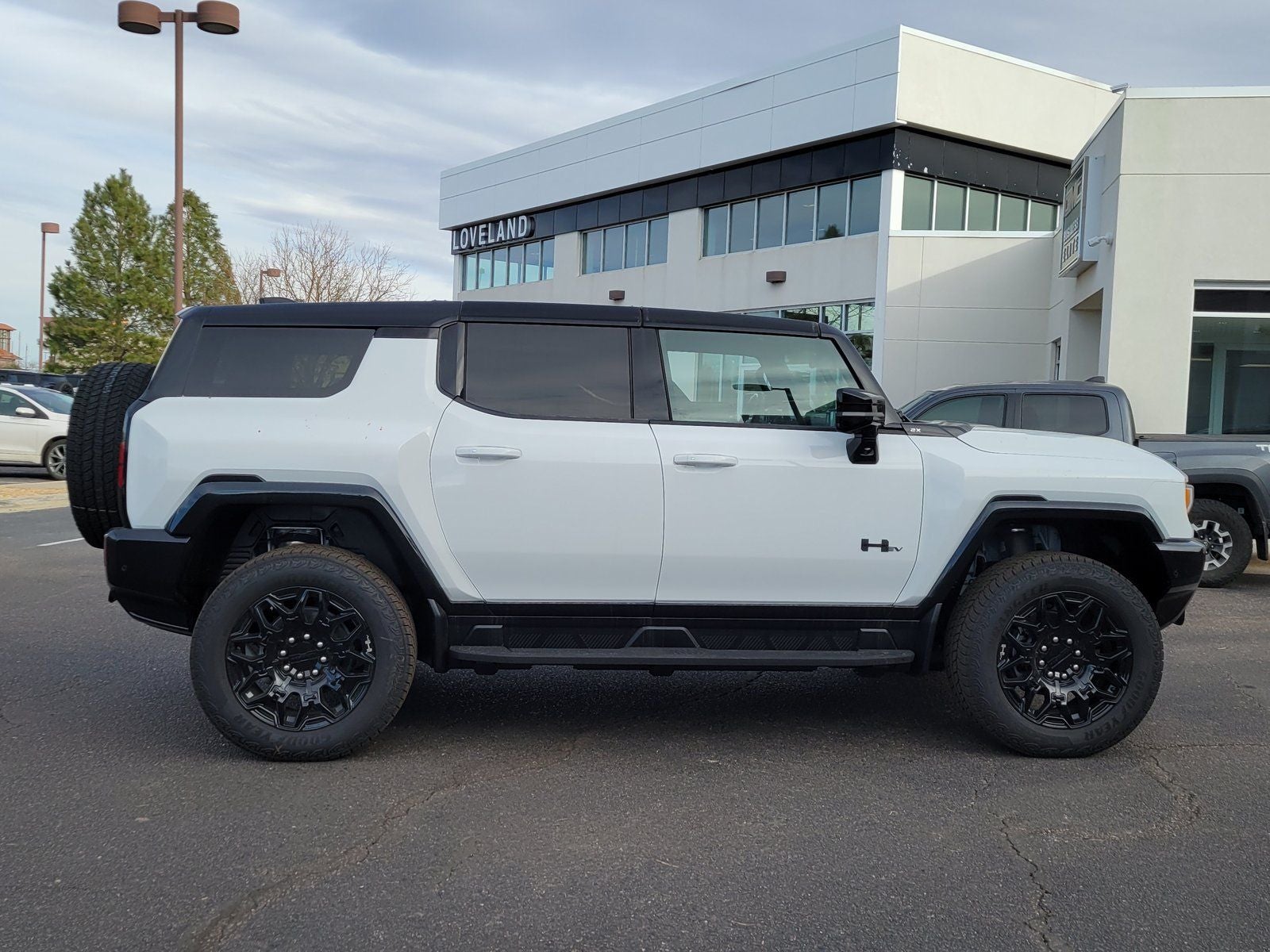 2026 GMC Hummer EV SUV 2X