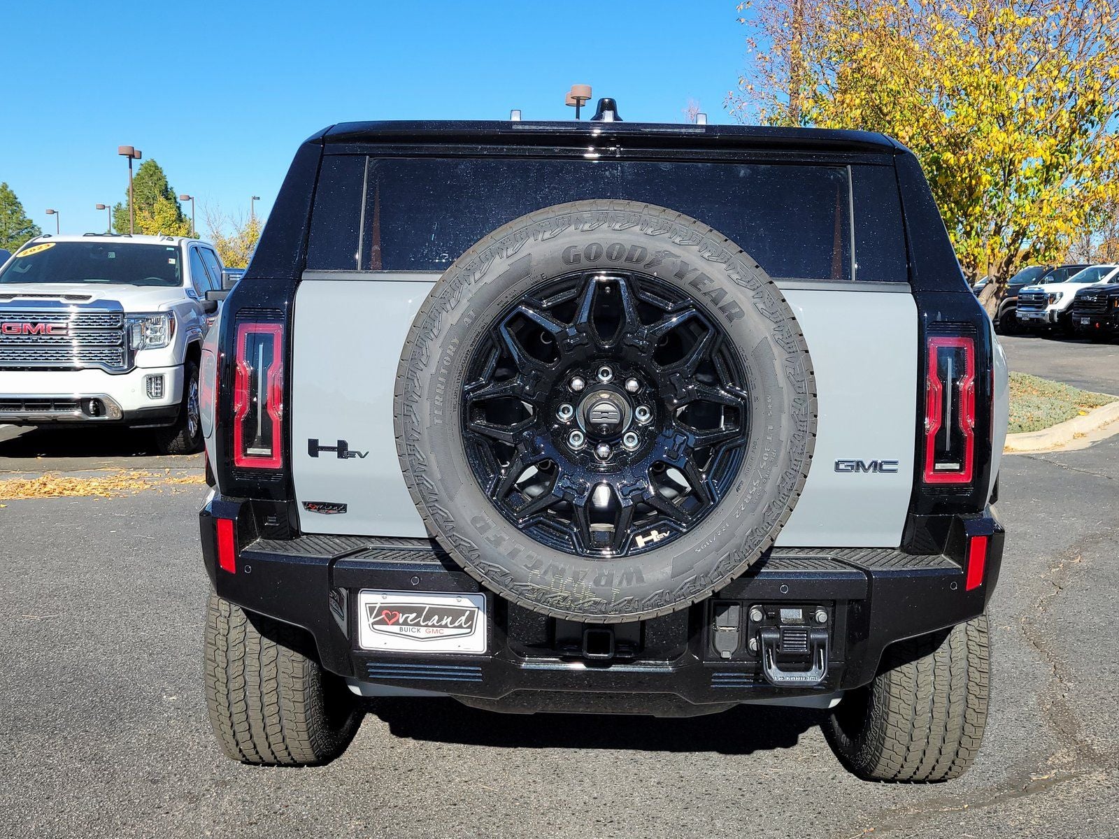 2026 GMC Hummer EV SUV 2X