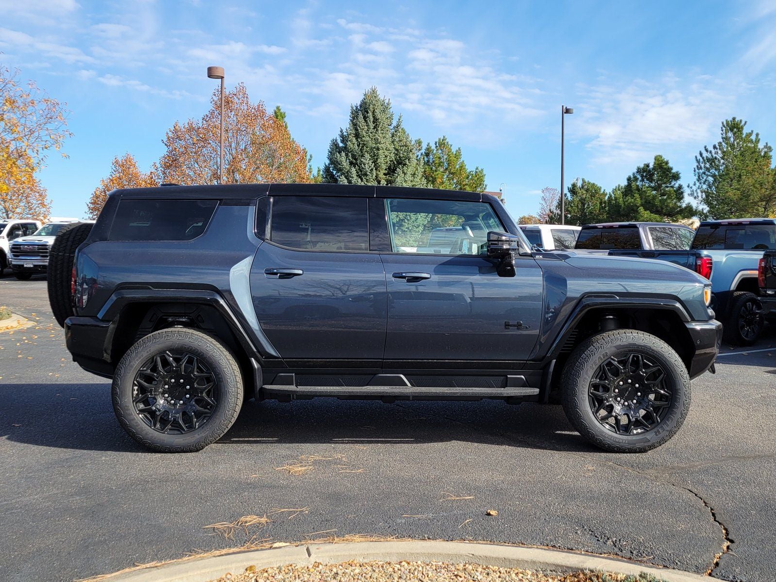 2026 GMC Hummer EV SUV 2X