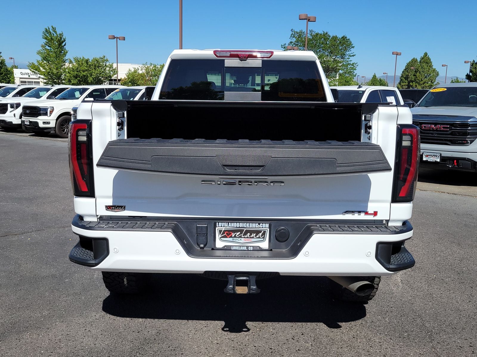 2024 GMC Sierra 2500HD AT4