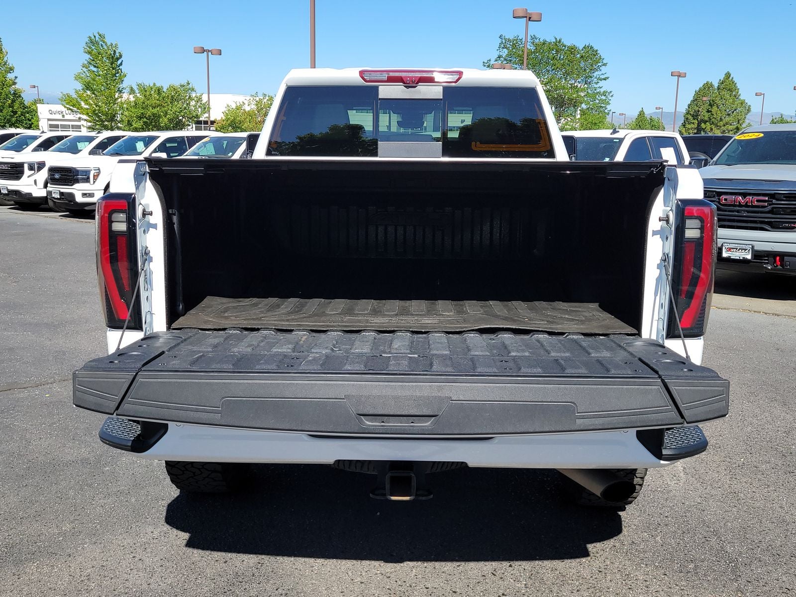 2024 GMC Sierra 2500HD AT4