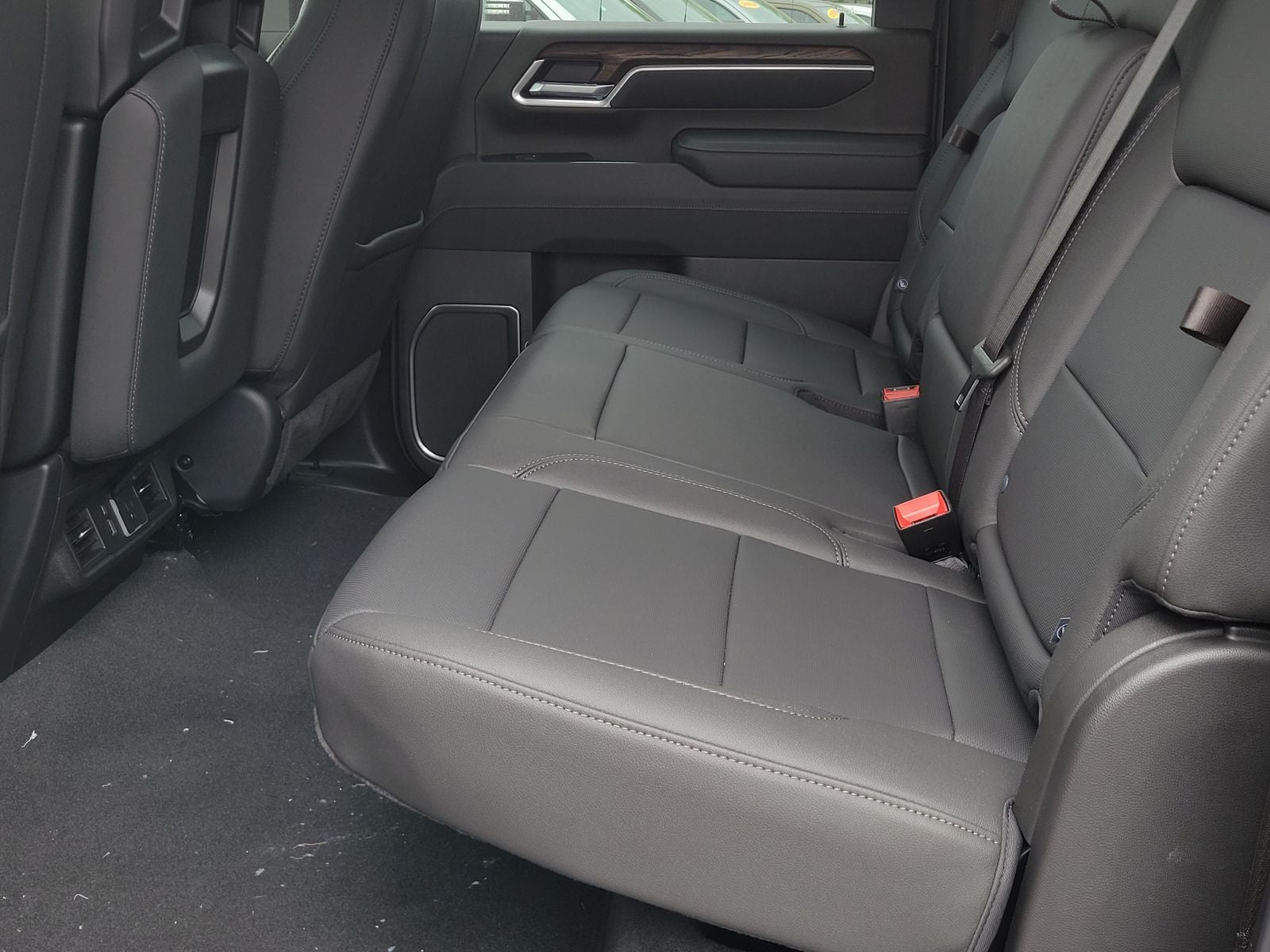 2026 GMC Sierra 2500HD SLT
