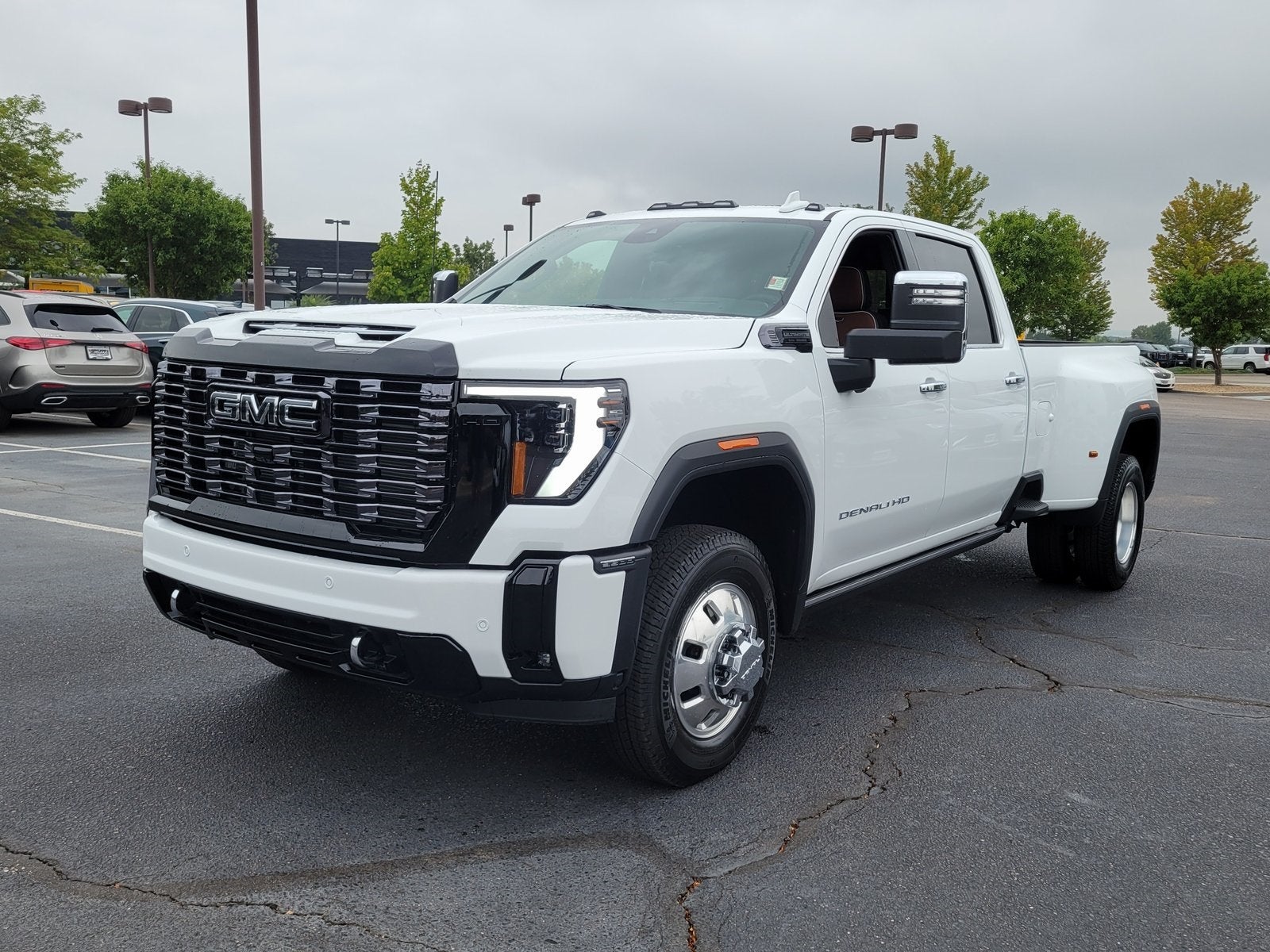 2025 GMC Sierra 3500HD Denali Ultimate
