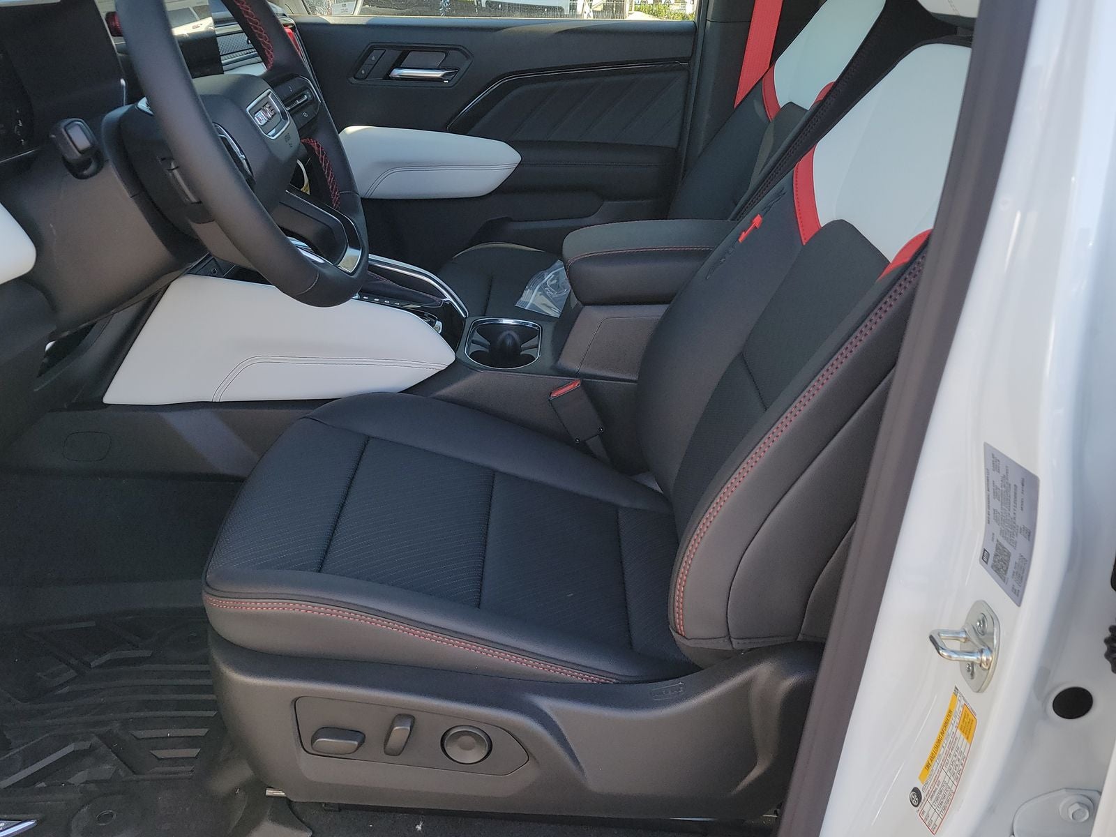 2026 GMC Canyon AT4X