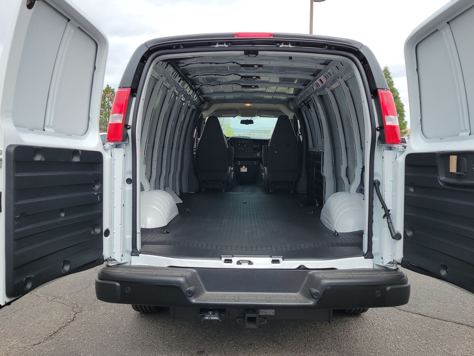 2026 GMC Savana 2500 Work Van