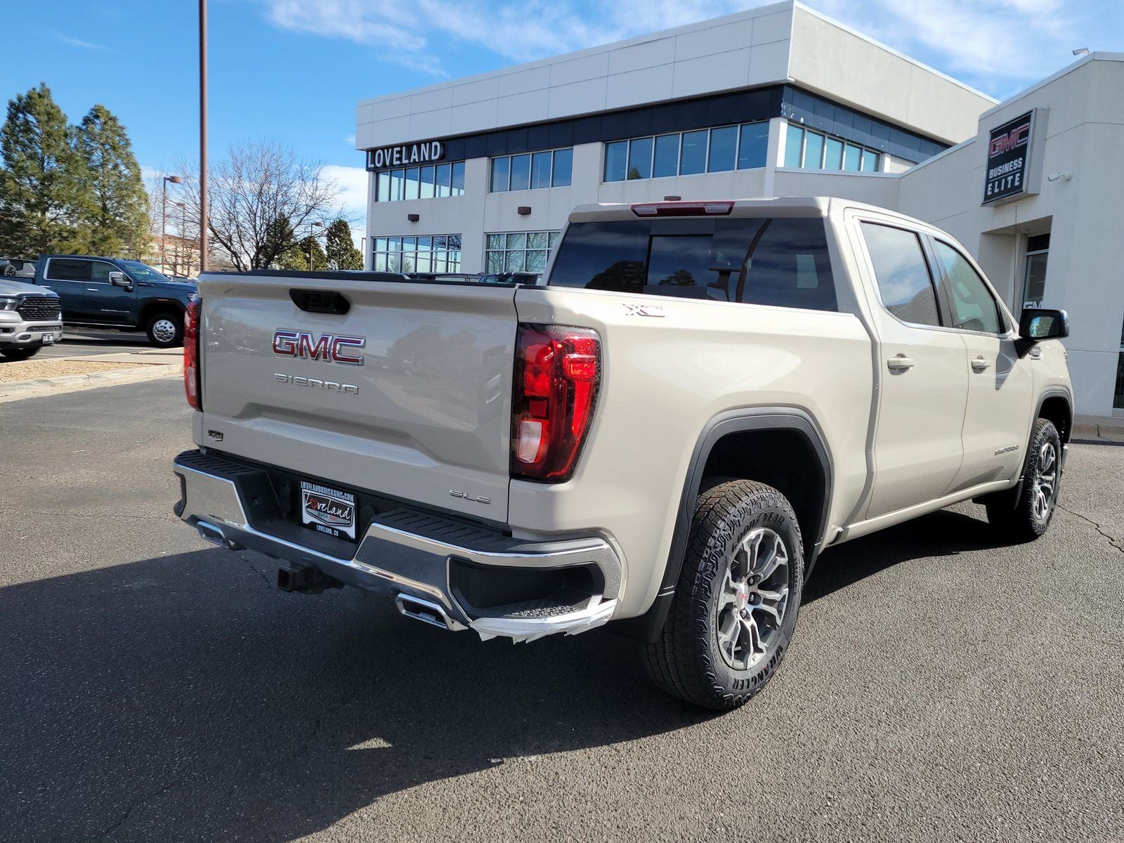 2026 GMC Sierra 1500 SLE