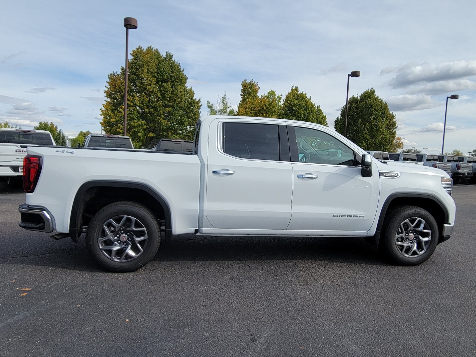 2026 GMC Sierra 1500 SLT