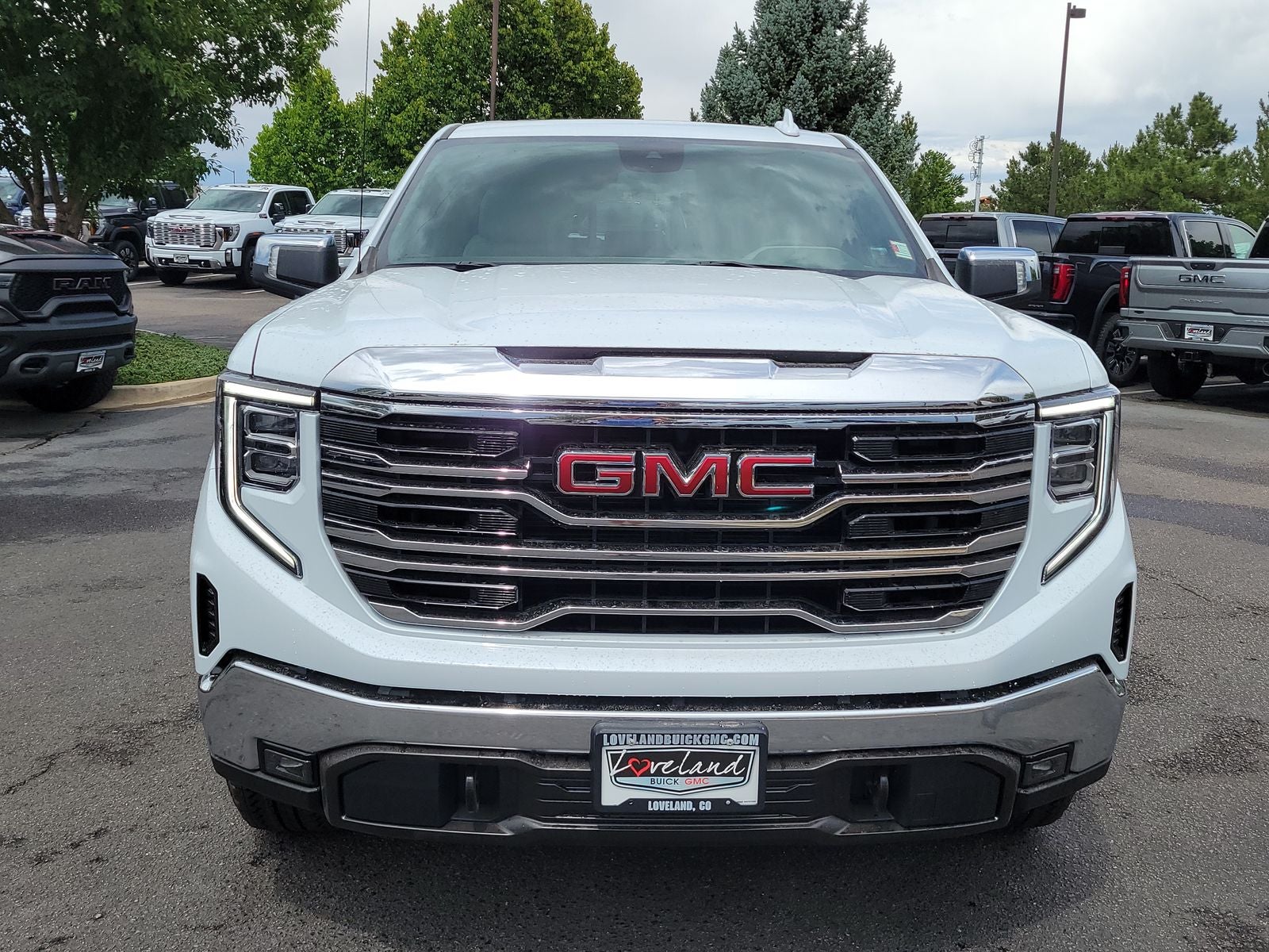 2026 GMC Sierra 1500 SLT