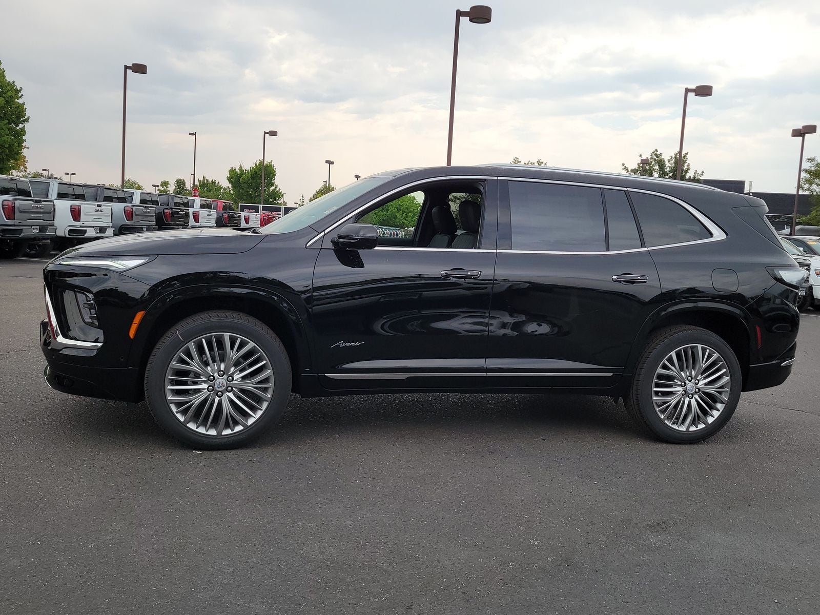 2027 Buick Enclave Avenir