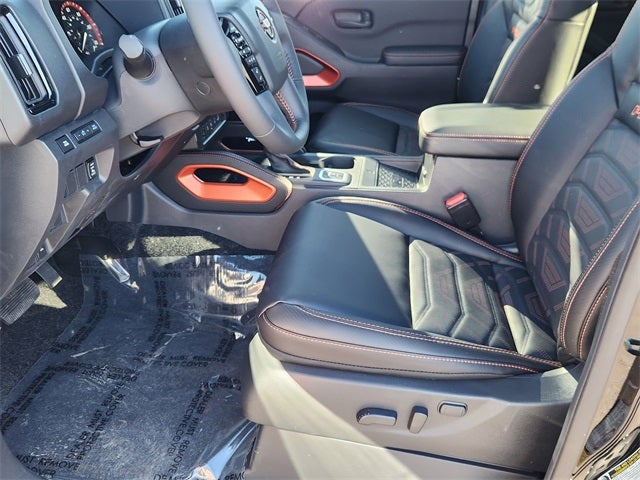 2026 Nissan Frontier PRO-4X w/R Package