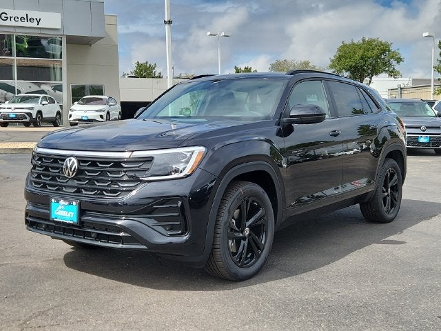 2026 Volkswagen Atlas Cross Sport 2.0T SEL R-Line Black