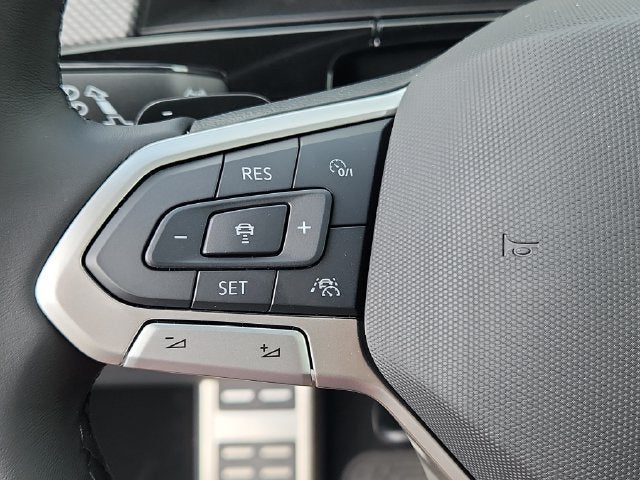 2026 Volkswagen Atlas Cross Sport SEL R-Line Black