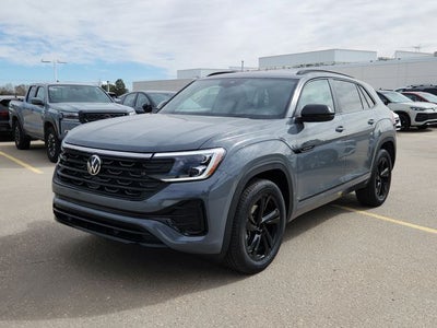 2026 Volkswagen Atlas Cross Sport 2.0T SEL R-Line Black