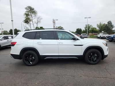 2026 Volkswagen Atlas 2.0T Peak Edition