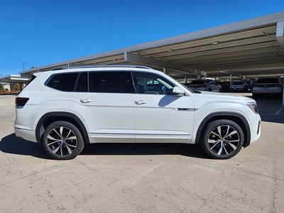 2026 Volkswagen Atlas 2.0T SEL Premium R-Line