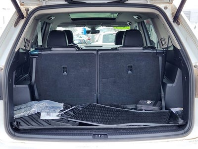 2023 Volkswagen Atlas 3.6L V6 SEL Premium R-Line