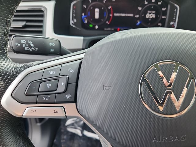 2023 Volkswagen Atlas 3.6L V6 SEL Premium R-Line