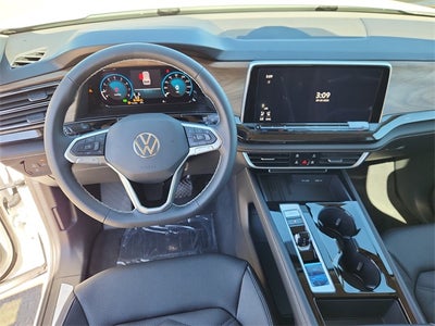 2026 Volkswagen Atlas 2.0T SE w/ Technology