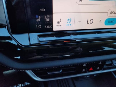 2026 Volkswagen Atlas 2.0T SE w/ Technology