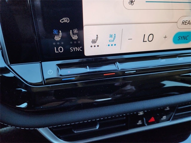 2026 Volkswagen Atlas 2.0T SE w/ Technology