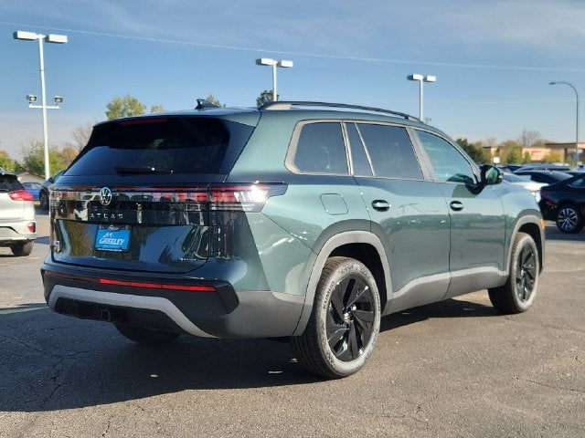 2027 Volkswagen Atlas SE w/Technology