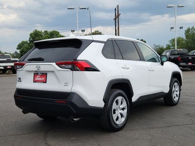 2025 Toyota RAV4 LE