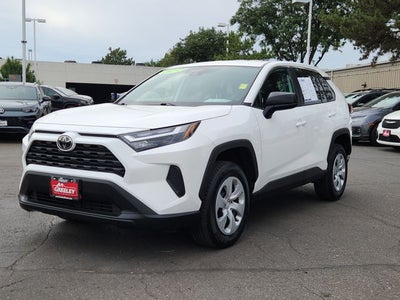 2025 Toyota RAV4 LE
