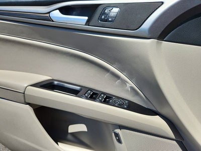 2017 Ford Fusion Energi SE