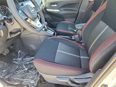 2025 Nissan Versa SR