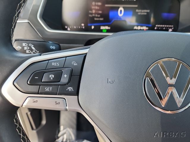2024 Volkswagen Tiguan Base