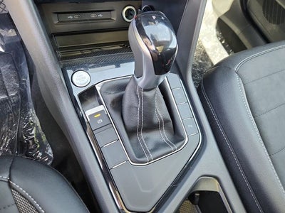 2026 Volkswagen Taos 1.5T SE Black