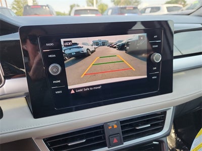 2025 Volkswagen Taos 1.5T SE