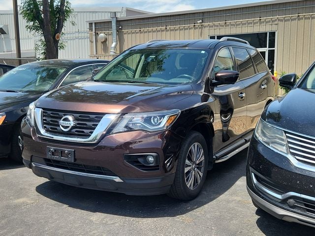 2020 Nissan Pathfinder SL