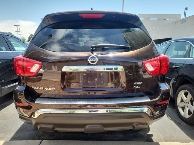 2020 Nissan Pathfinder SL