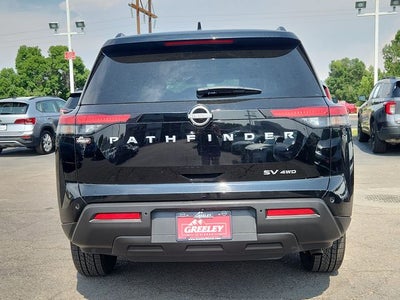 2024 Nissan Pathfinder SV