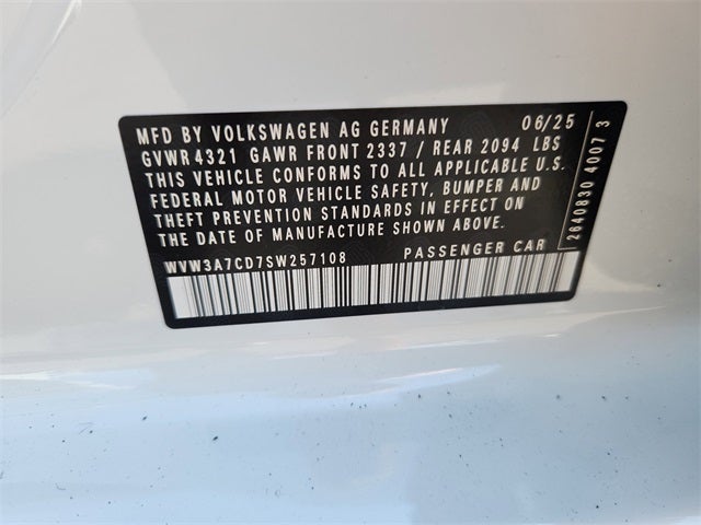 2025 Volkswagen Golf GTI 2.0T SE