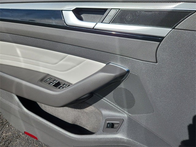 2022 Volkswagen Arteon SEL R-Line