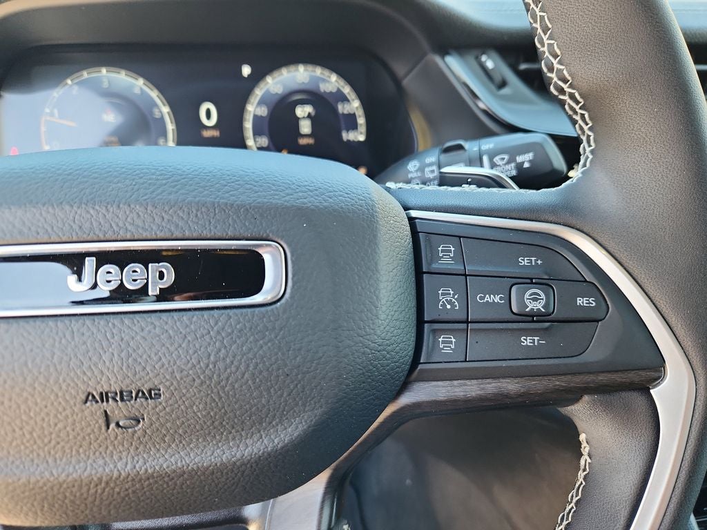 2026 Jeep Grand Cherokee GRAND CHEROKEE LAREDO ALTITUDE 4X4