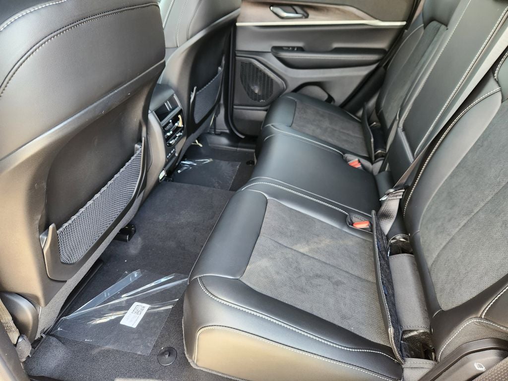 2026 Jeep Grand Cherokee GRAND CHEROKEE ALTITUDE 4X4