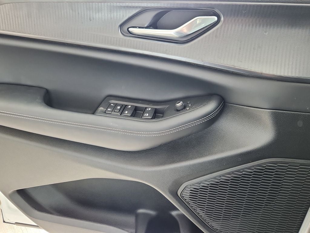 2025 Jeep Grand Cherokee L GRAND CHEROKEE L LAREDO X 4X4