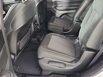 2025 Jeep Grand Cherokee L GRAND CHEROKEE L LAREDO X 4X4