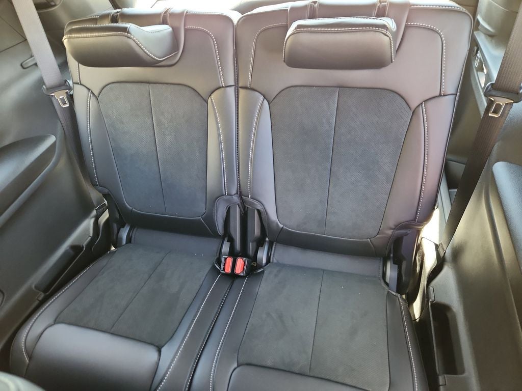 2026 Jeep Grand Cherokee L GRAND CHEROKEE L LAREDO ALTITUDE 4X4