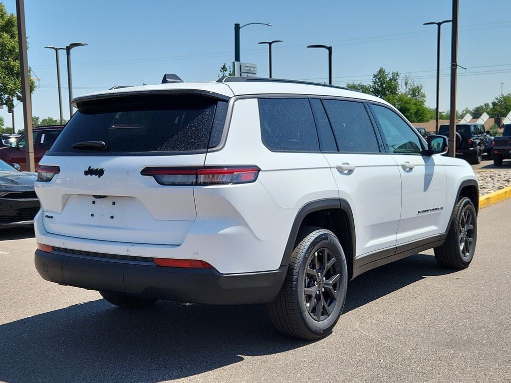 2026 Jeep Grand Cherokee L GRAND CHEROKEE L LAREDO ALTITUDE 4X4