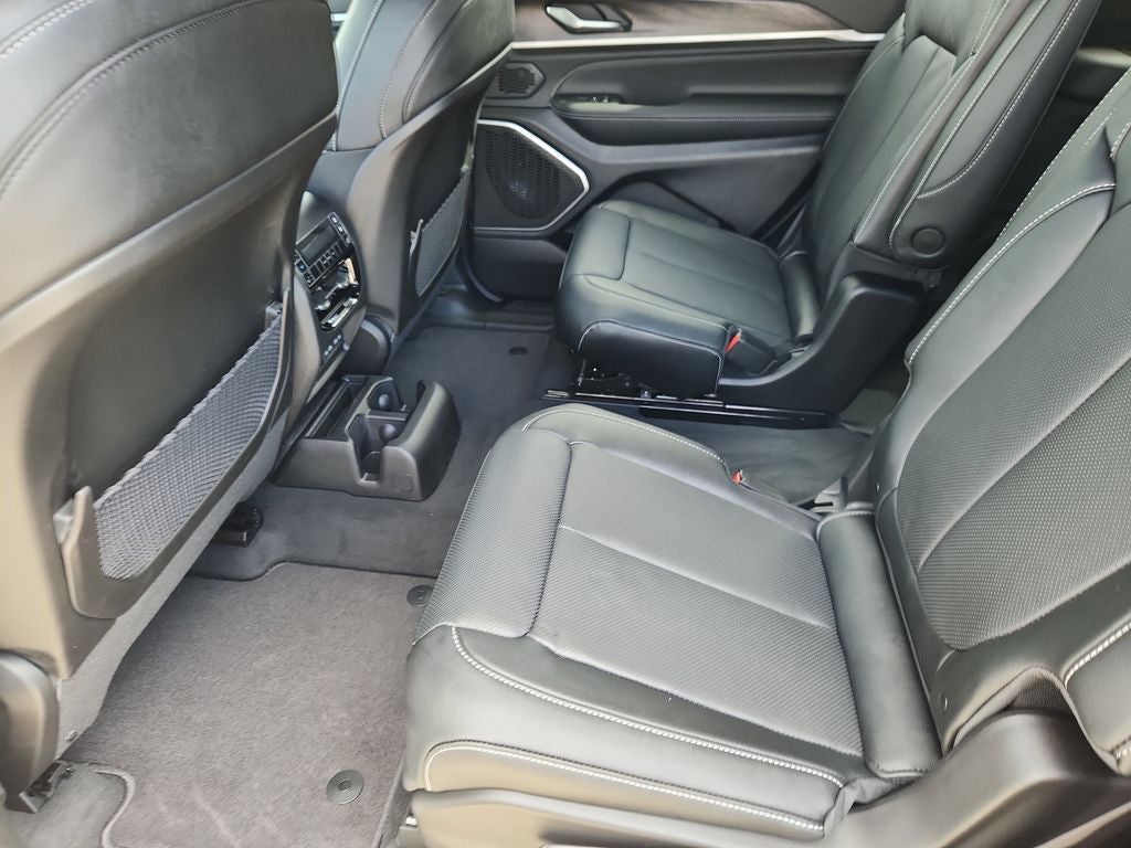 2026 Jeep Grand Cherokee GRAND CHEROKEE L LIMITED RESERVE 4X4