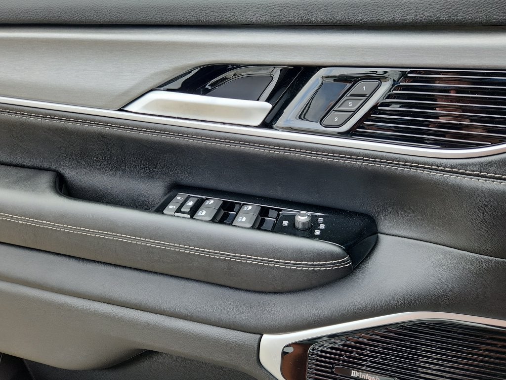 2026 Jeep Grand Wagoneer Limited Reserve