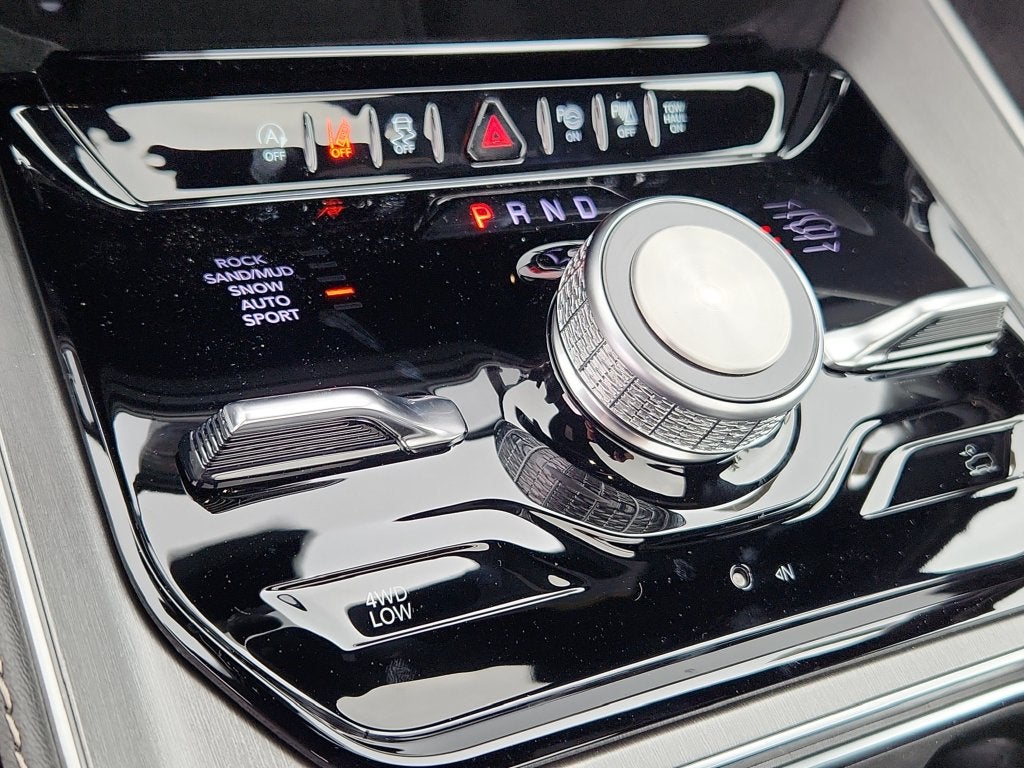 2026 Jeep Grand Wagoneer Limited Reserve