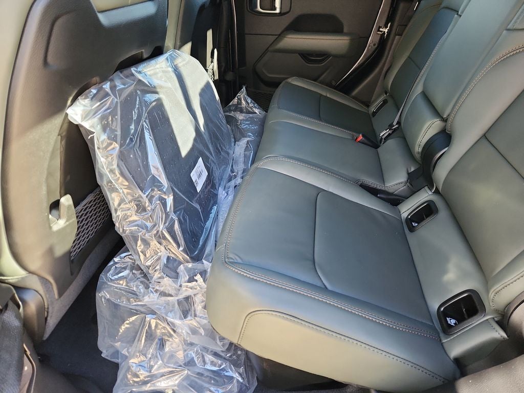 2026 Jeep Gladiator GLADIATOR MOJAVE X 4X4