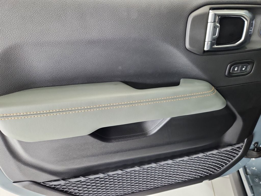 2025 Jeep Gladiator GLADIATOR MOJAVE 4X4