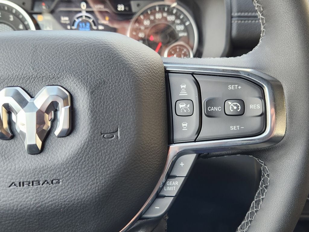 2026 RAM 1500 RAM 1500 LARAMIE CREW CAB 4X4 5'7' BOX