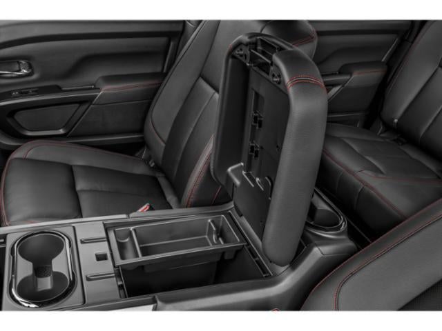 2023 Nissan TITAN Crew Cab PRO-4X 4x4